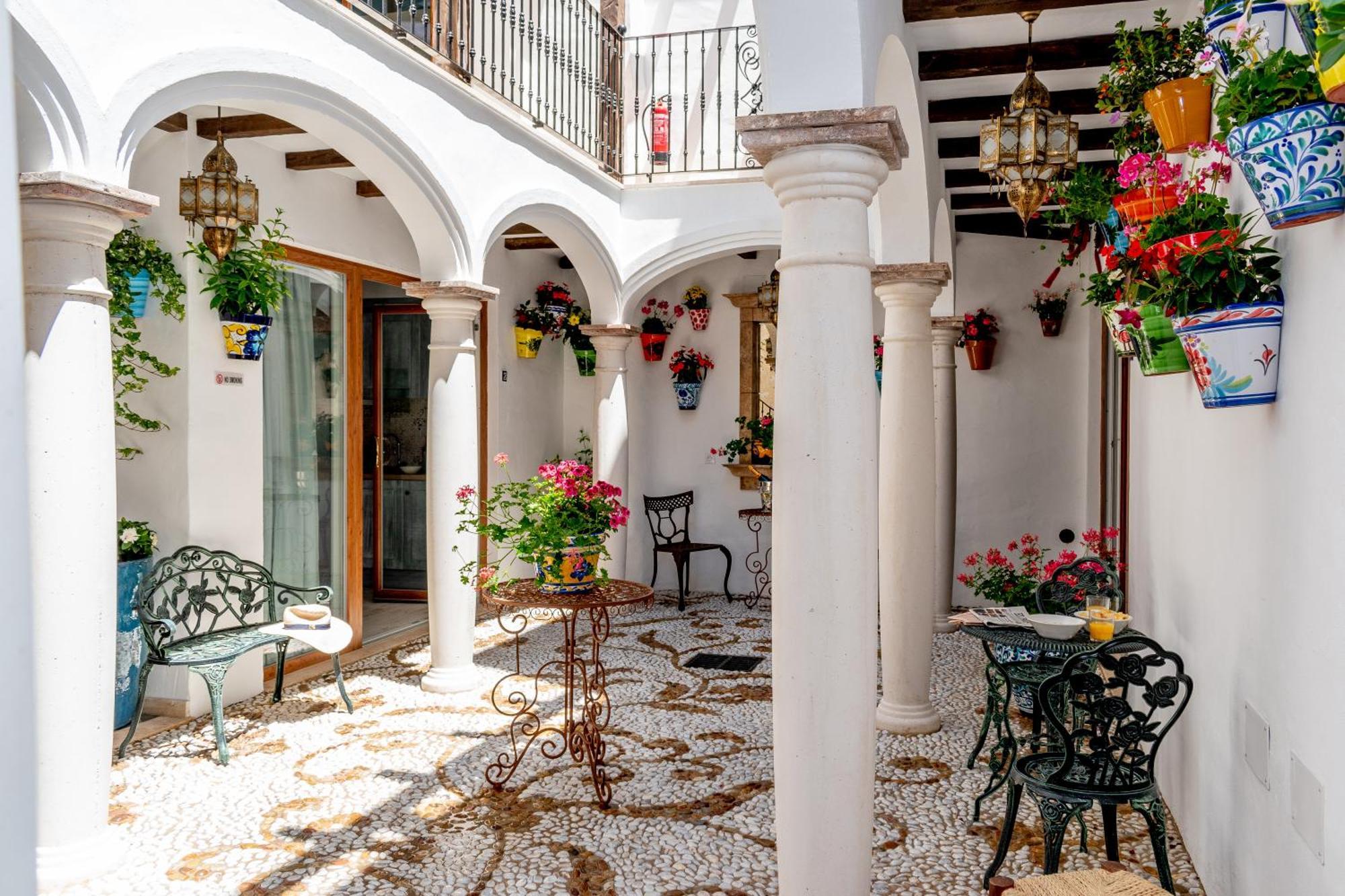 Casa Del Patio - Boutique Apartments (Adults Only) Estepona Bagian luar foto