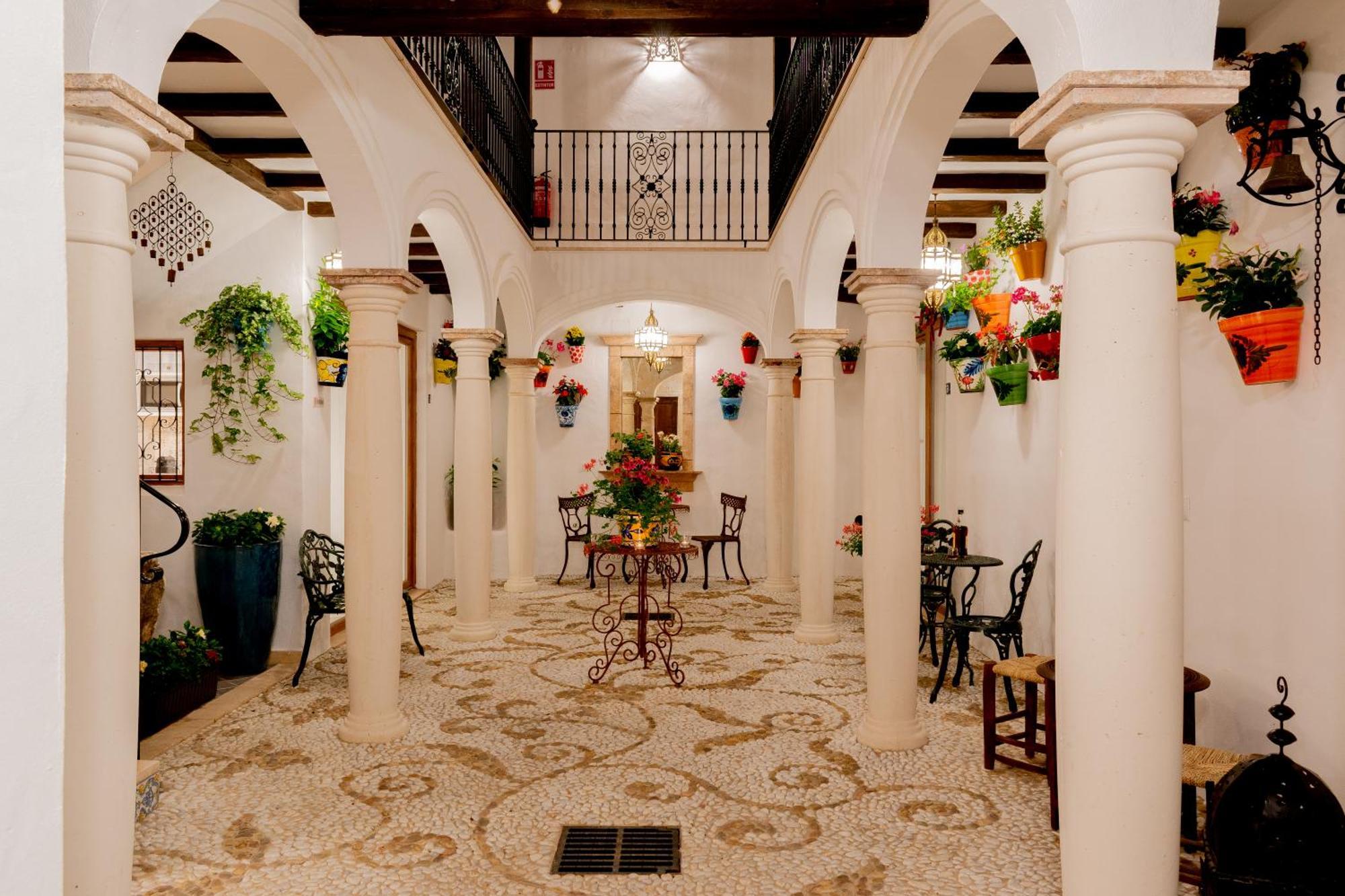 Casa Del Patio - Boutique Apartments (Adults Only) Estepona Bagian luar foto